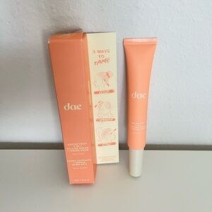 dae Cactus Fruit 3-in-1 Styling Cream with Taming Wand, Desert Peach, 0.6 oz